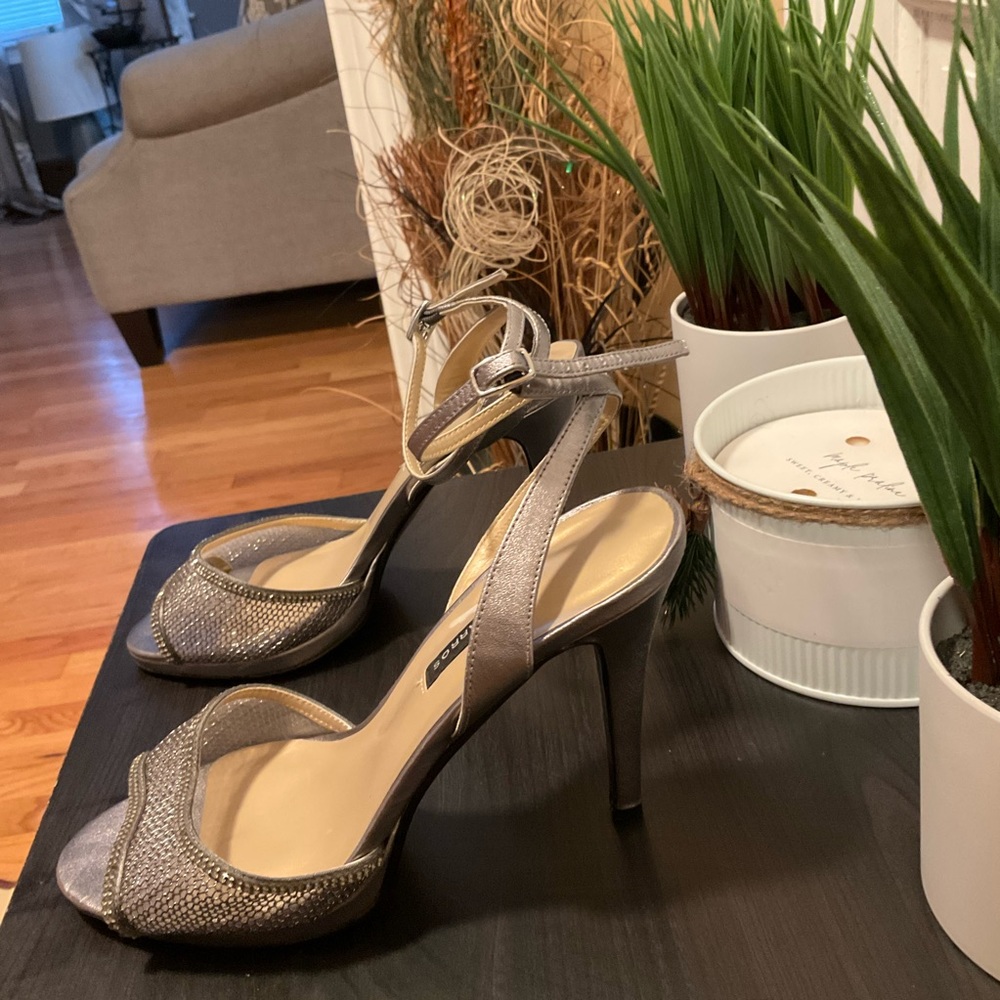 Women shoes